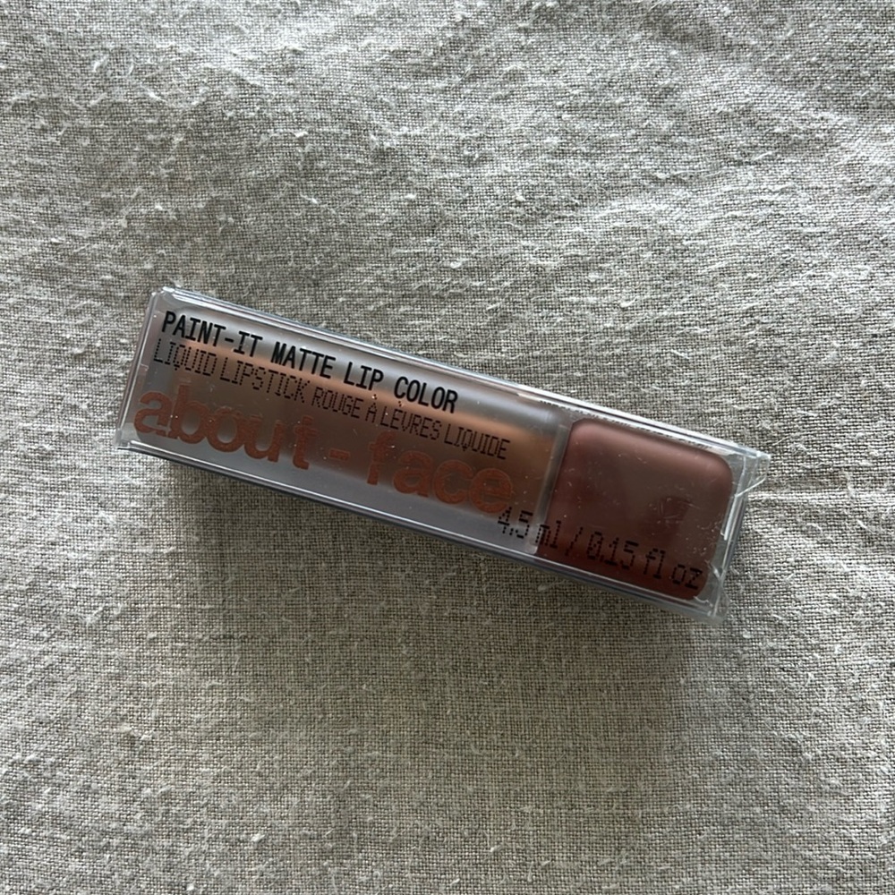About face matte lip color